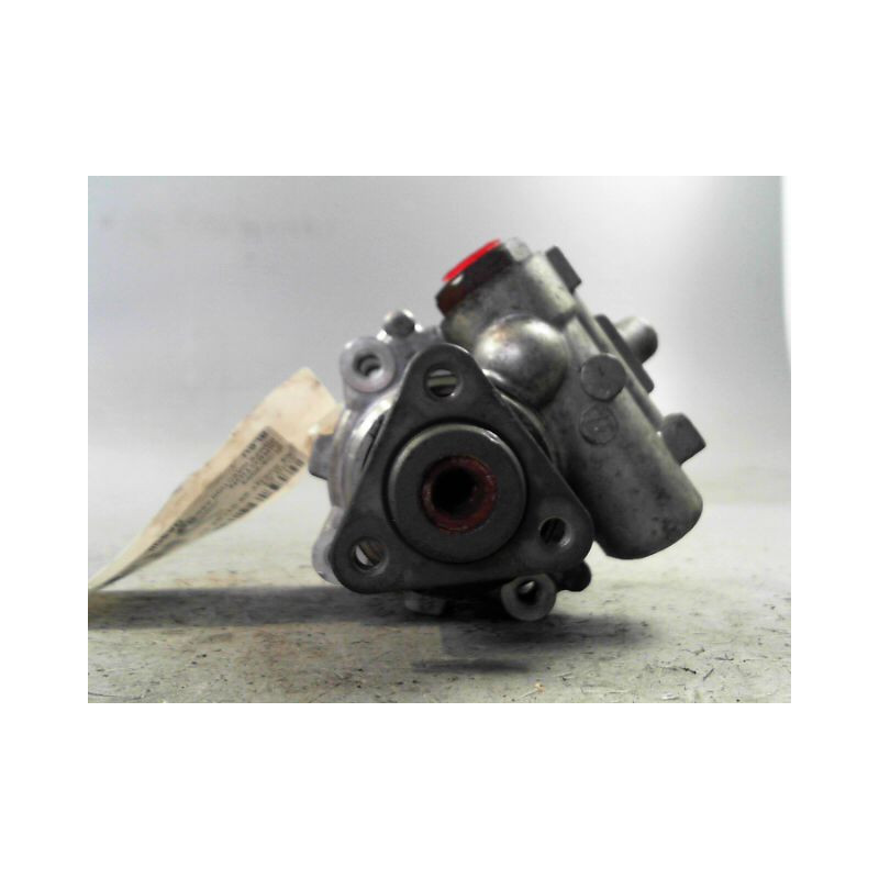 POMPE DIRECTION ASSISTEE AUDI A4 AVANT 01-04