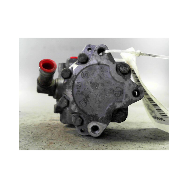POMPE DIRECTION ASSISTEE AUDI A4 AVANT 01-04