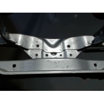 TRAVERSE SUPERIEURE ARMATURE AVANT SUZUKI SX4