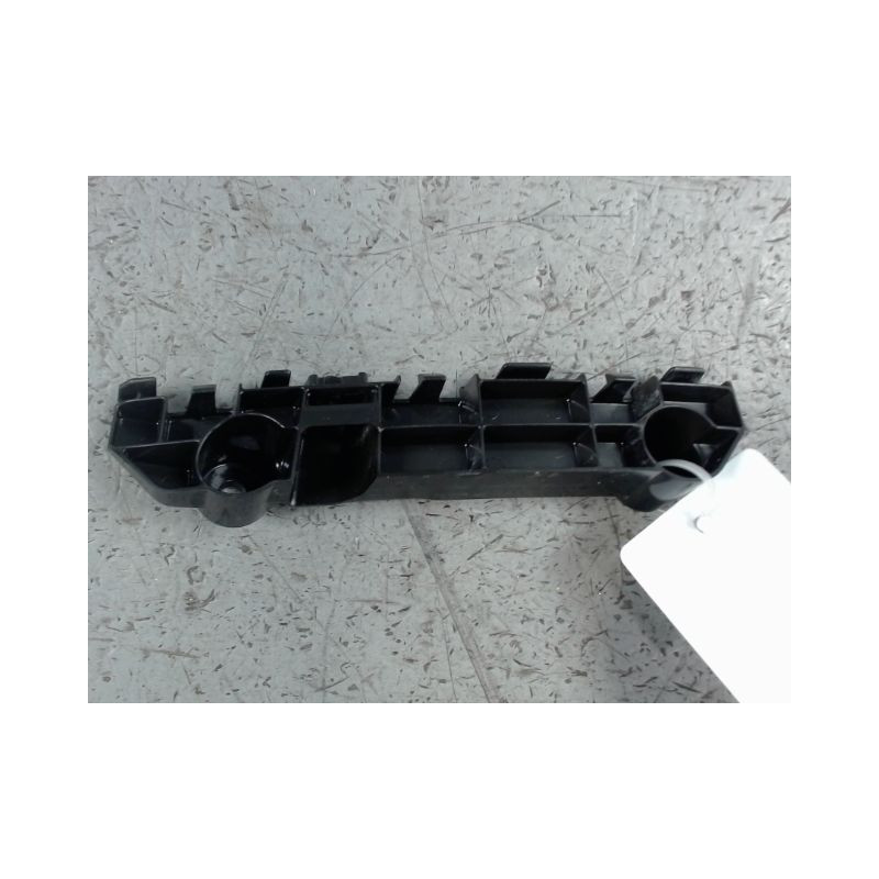 SUPPORT PARE-CHOC AVG SUZUKI SX4