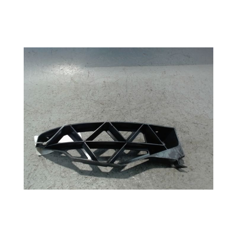 SUPPORT PARE-CHOC ARG SKODA OCTAVIA 2008-