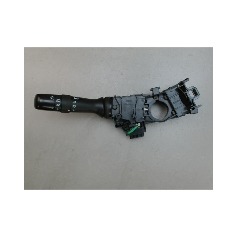 COMMANDE CLIGNOTANT TOYOTA VERSO-S