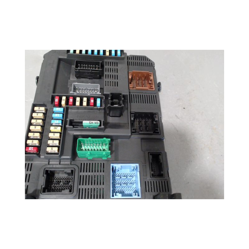 BOITIER GESTION HABITACLE PEUGEOT 308