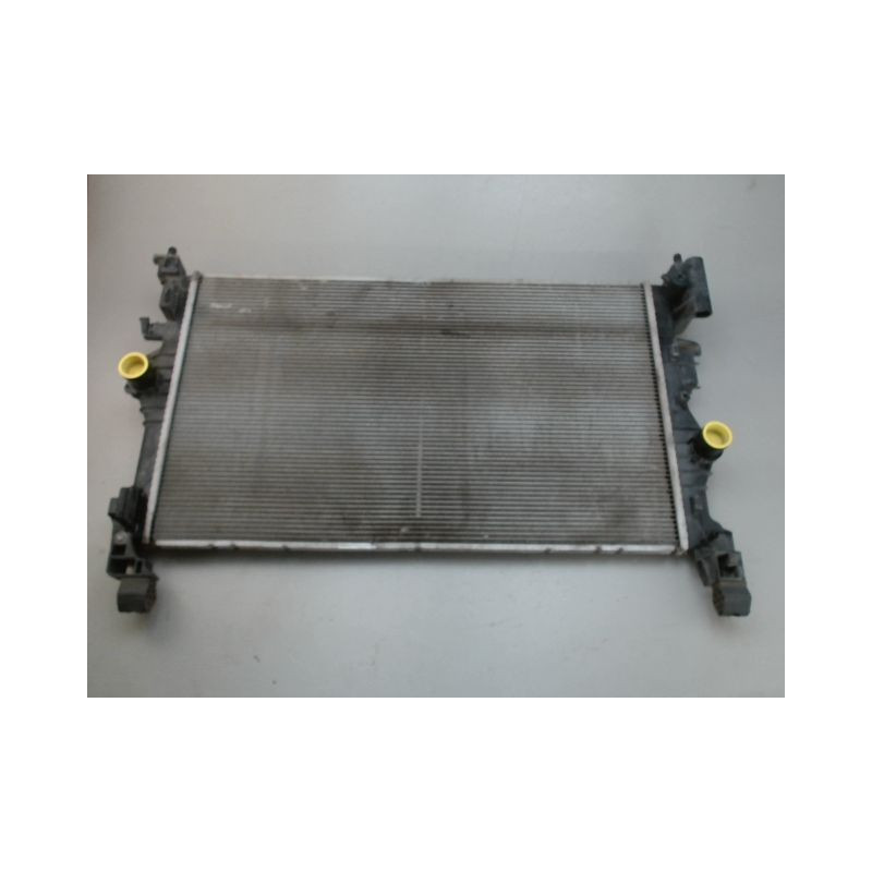 RADIATEUR OPEL CORSA