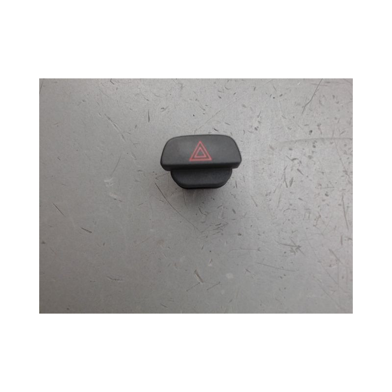BOUTON DE WARNING FORD FUSION