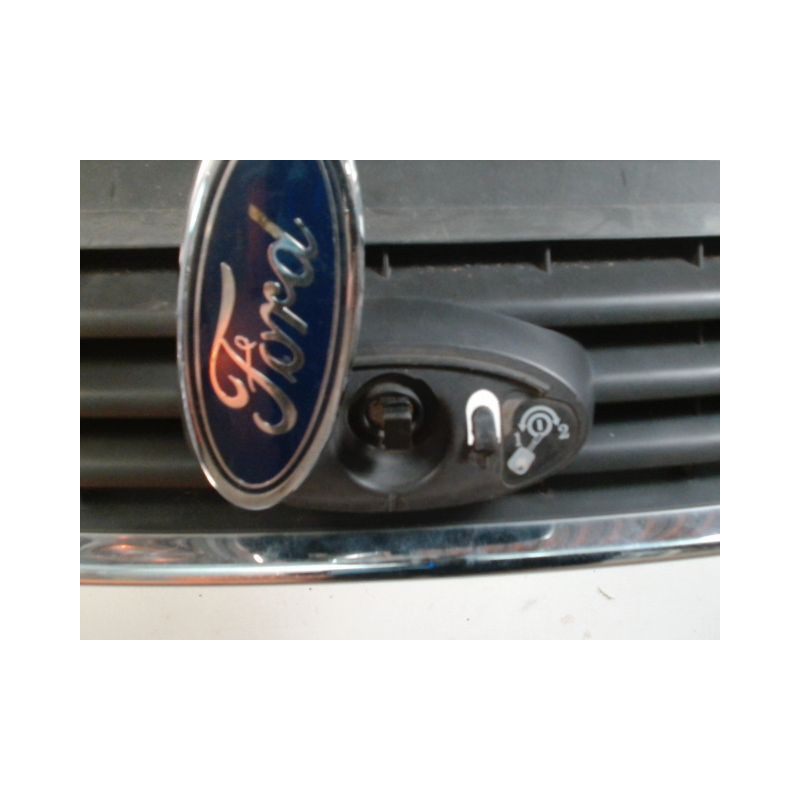 GRILLE CALANDRE FORD KUGA