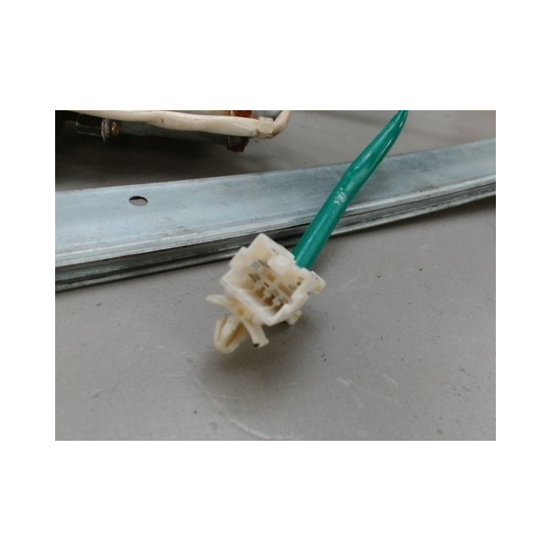 MECANISME LEVE-GLACE AVANT DROIT MITSUBISHI PAJERO