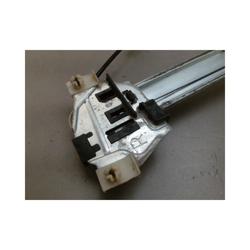 MECANISME LEVE-GLACE AVANT DROIT MITSUBISHI PAJERO