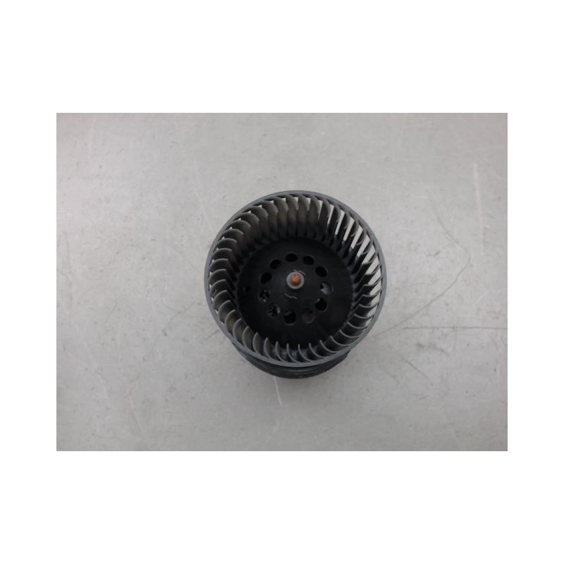 MOTEUR VENTILATEUR CHAUFFAGE RENAULT MEGANE