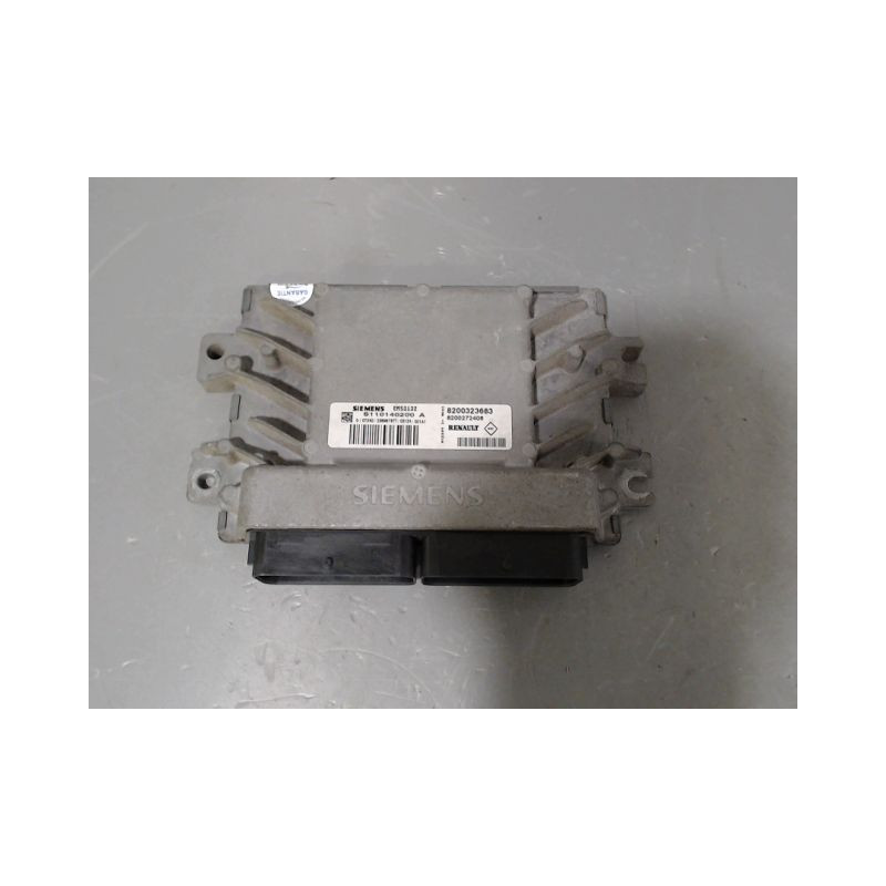 CALCULATEUR MOTEUR RENAULT CLIO