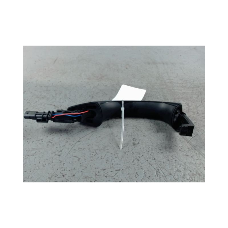 POIGNEE EXTERIEURE PORTE AVANT GAUCHE PEUGEOT 308 2011-