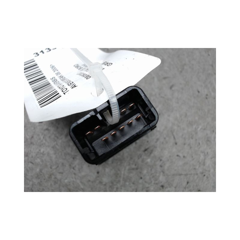 BOUTON DE WARNING TOYOTA AVENSIS BREAK 2006-