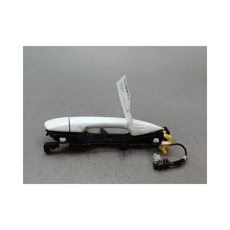 POIGNEE EXTERIEURE PORTE AVANT DROIT LEXUS CT200H