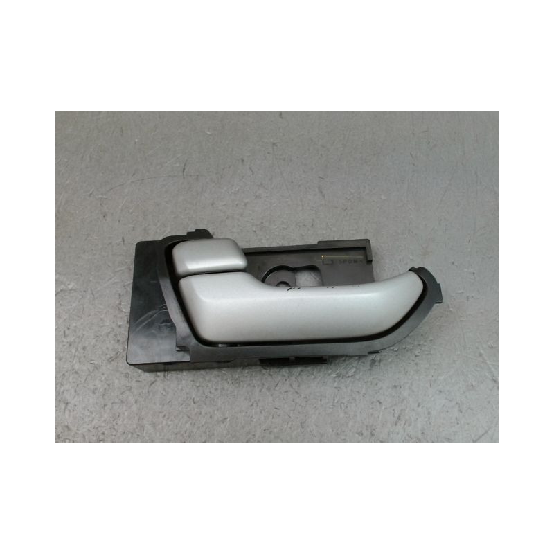 POIGNEE INTERIEURE PORTE AVANT GAUCHE ISUZU D-MAX SPACE CAB II PHASE 1 2012-...
