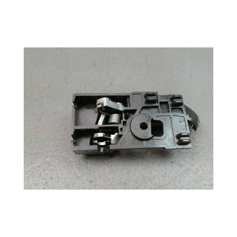 POIGNEE INTERIEURE PORTE AVANT GAUCHE ISUZU D-MAX SPACE CAB II PHASE 1 2012-...