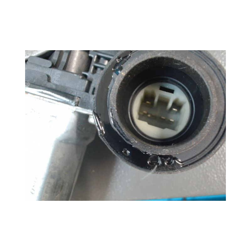 MECANISME+MOTEUR LEVE-GLACE AVANT DROIT TOYOTA AURIS 2010-