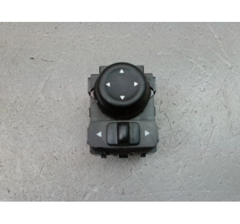 COMMANDE RETROVISSEUR EXT ELECTRIQUE