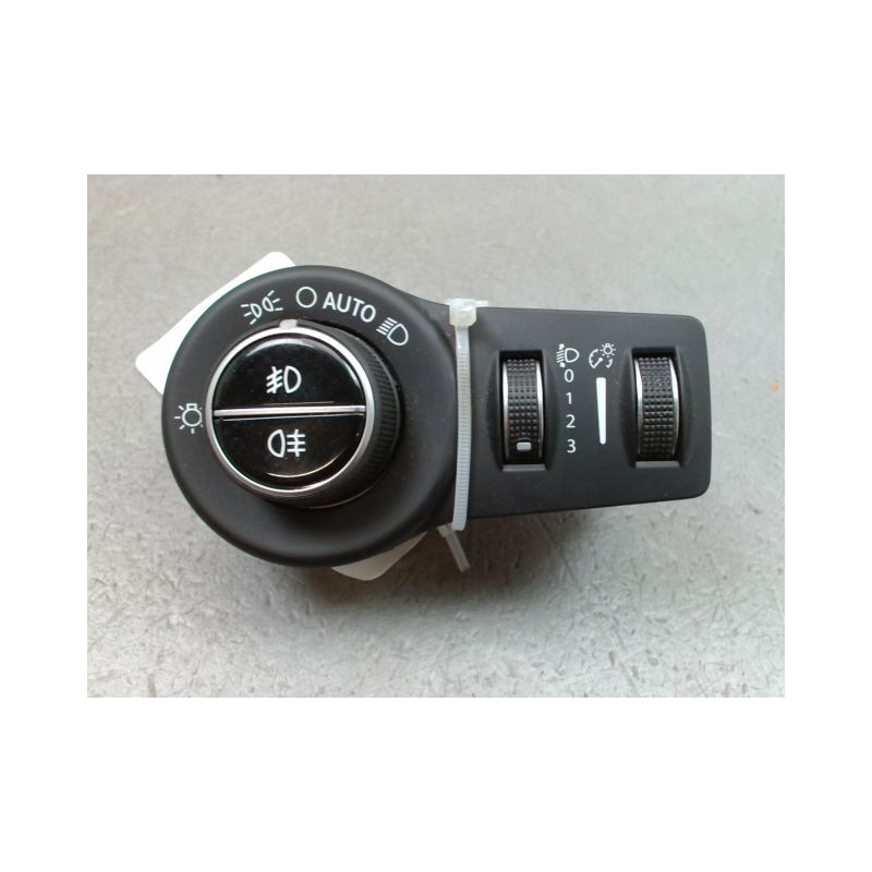 INTERIEUR COMMANDE PHARES FIAT 500X