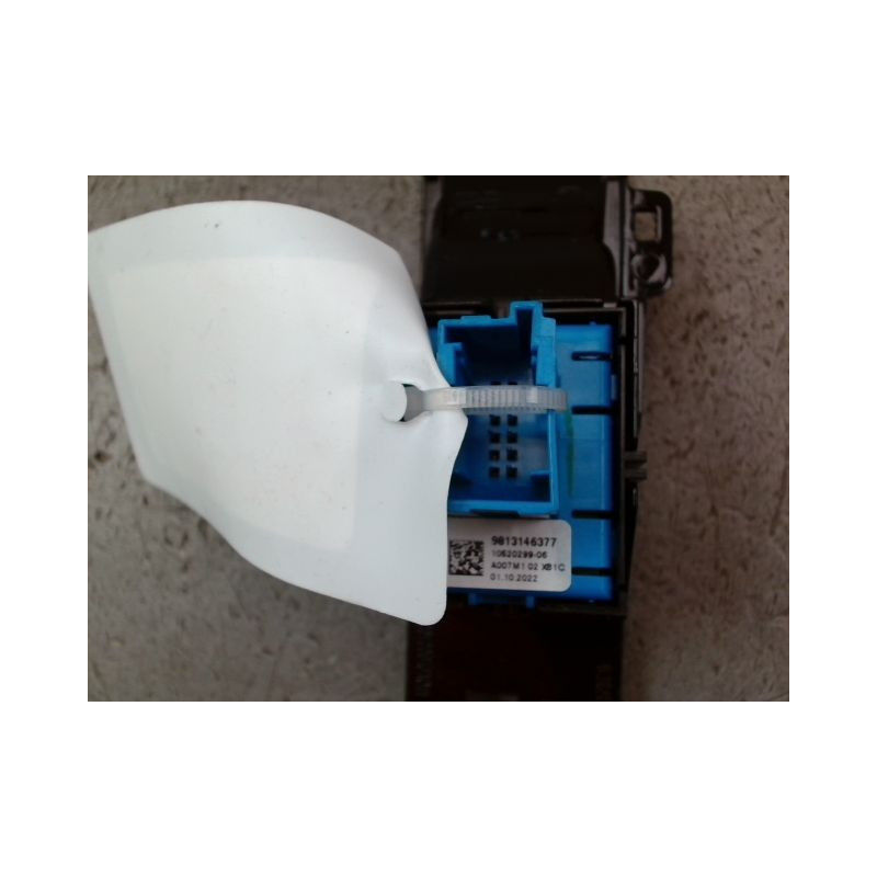 INTERIEUR COMMANDE FREIN A MAIN CITROEN C4 2010-