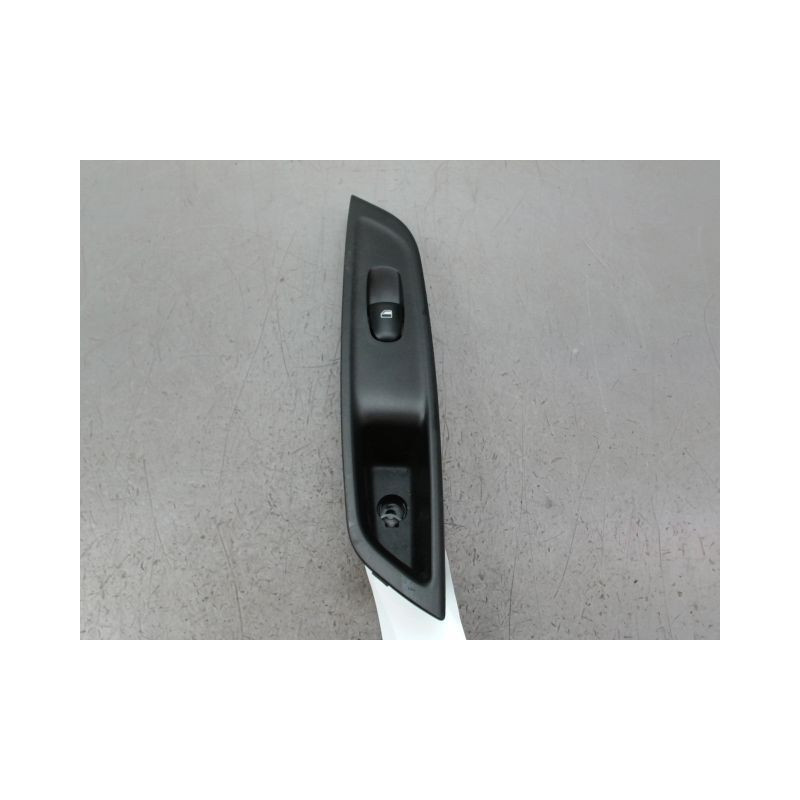 COMMANDE LEVE-GLACE PORTE ARG NISSAN MICRA 2009-