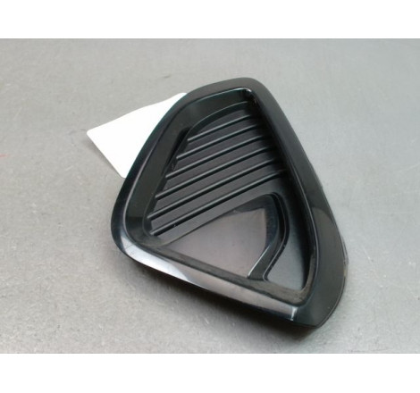 GRILLE VENTILATION PARE-CHOC AVG