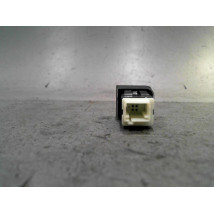 BOUTON DE WARNING CITROEN BERLINGO