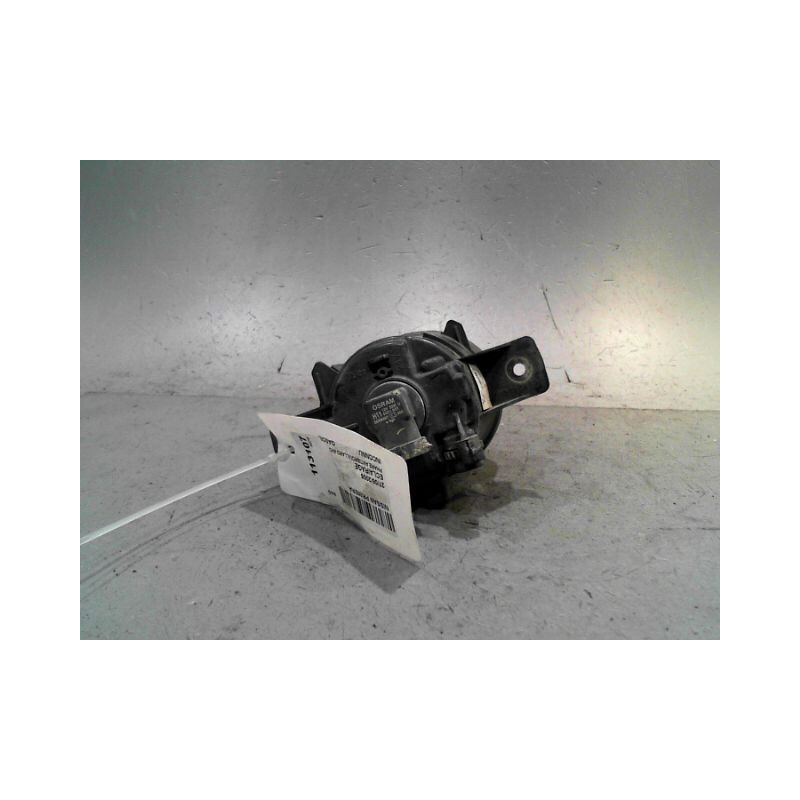 PHARE ANTIBROUILLARD AVANT DROIT NISSAN PRIMERA