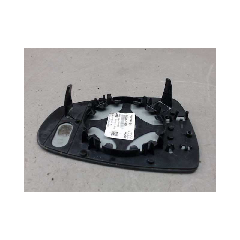 GLACE RETROVISEUR EXT D AUDI A1