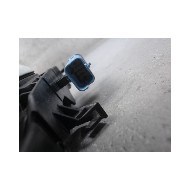 POIGNEE EXTERIEURE PORTE ARRIERE DROIT DS DS7