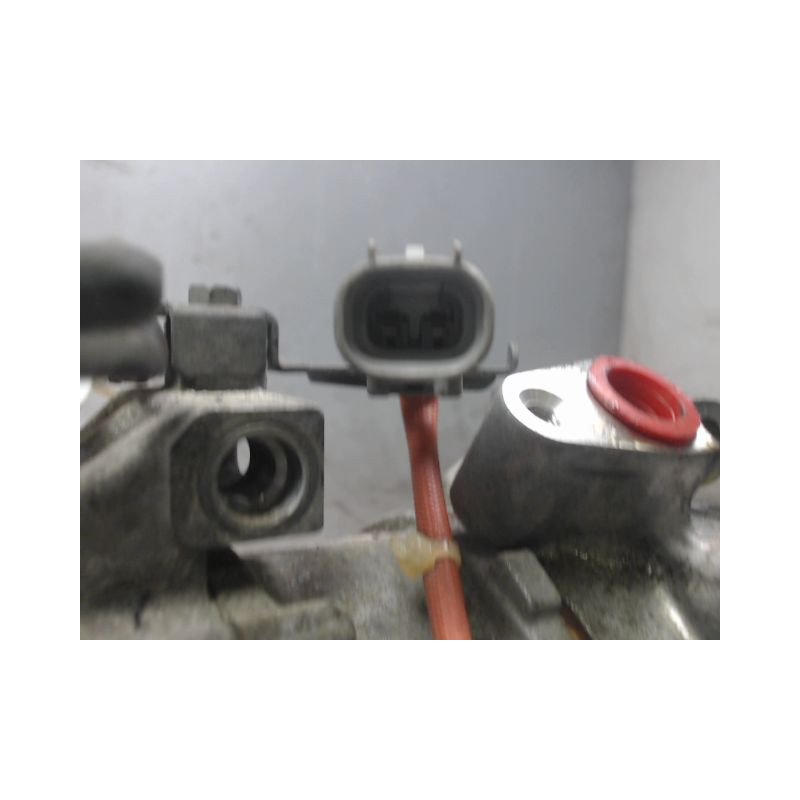 COMPRESSEUR AIR CONDITIONNE TOYOTA YARIS II 2010-