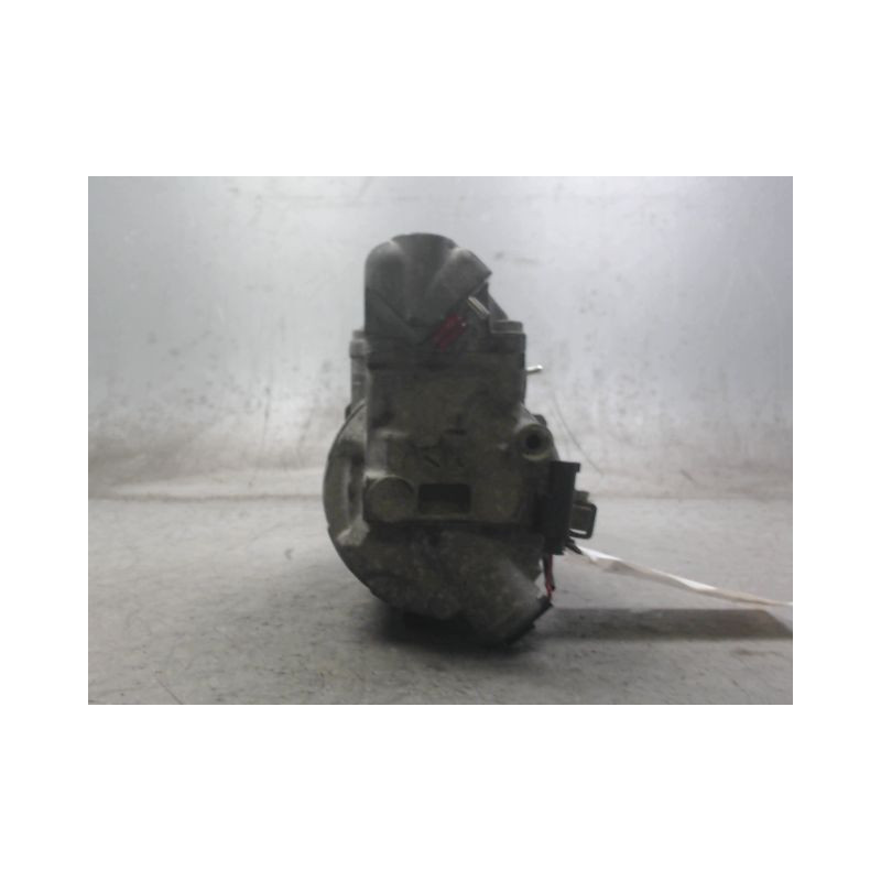 COMPRESSEUR AIR CONDITIONNE MERCEDES CLASSE A 2001 -