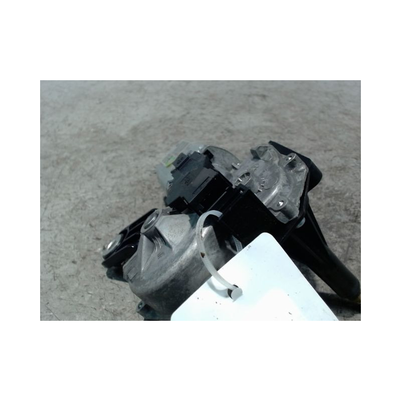 MOTEUR ESSUIE-GLACE ARRIERE OPEL CORSA 2010-