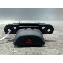 BOUTON DE WARNING NISSAN PULSAR
