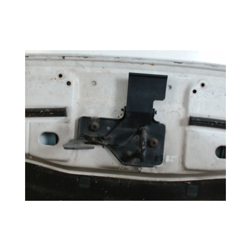 CAPOT VOLKSWAGEN POLO