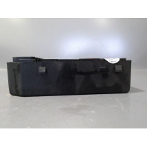 BOITE A FUSIBLES RENAULT MEGANE