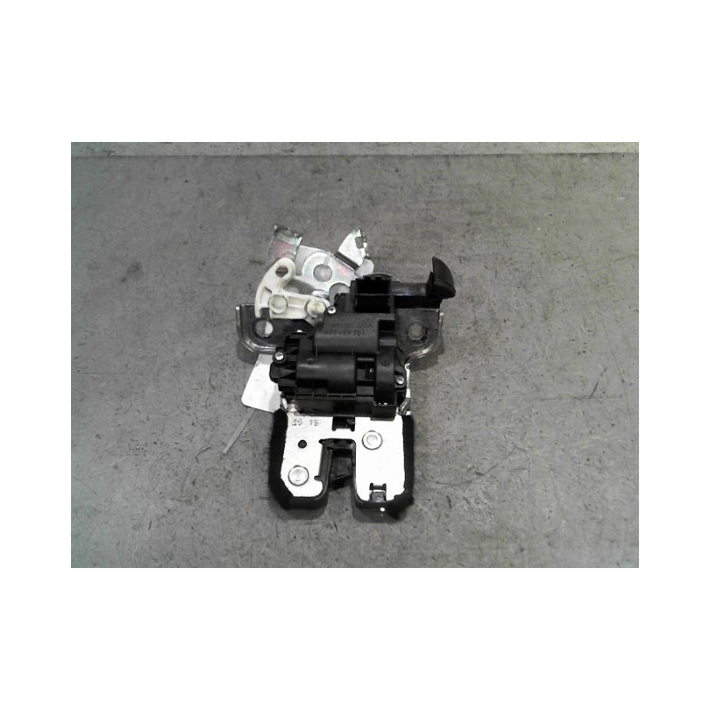 SERRURE COFFRE ARRIERE AUDI A3