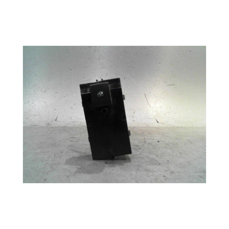 COMMANDE LEVE-GLACE PORTE AVD OPEL ASTRA