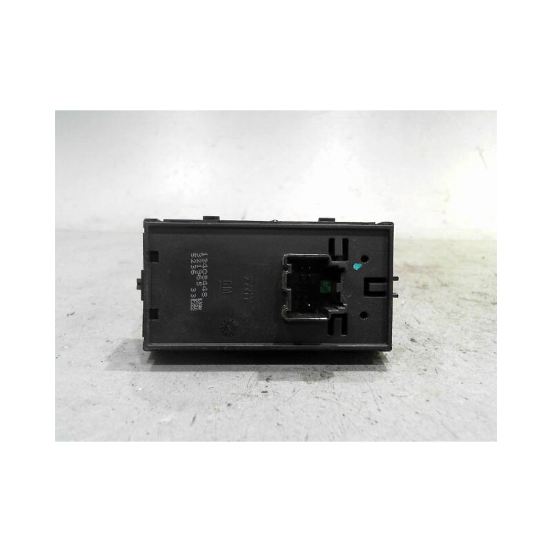 COMMANDE LEVE-GLACE PORTE AVD OPEL ASTRA