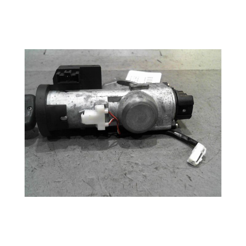 ANTIVOL DE DIRECTION NISSAN PRIMERA
