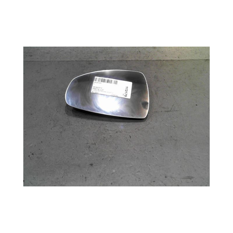GLACE RETROVISEUR EXT G AUDI A1