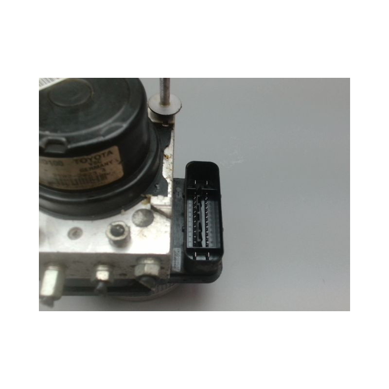 UNITE HYDRAULIQUE ABS TOYOTA YARIS II 2010-