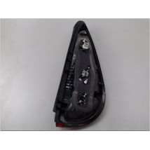 FEU ARRIERE GAUCHE  TOYOTA YARIS VERSO 2003-