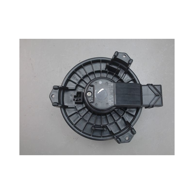 MOTEUR VENTILATEUR CHAUFFAGE SUZUKI SWIFT