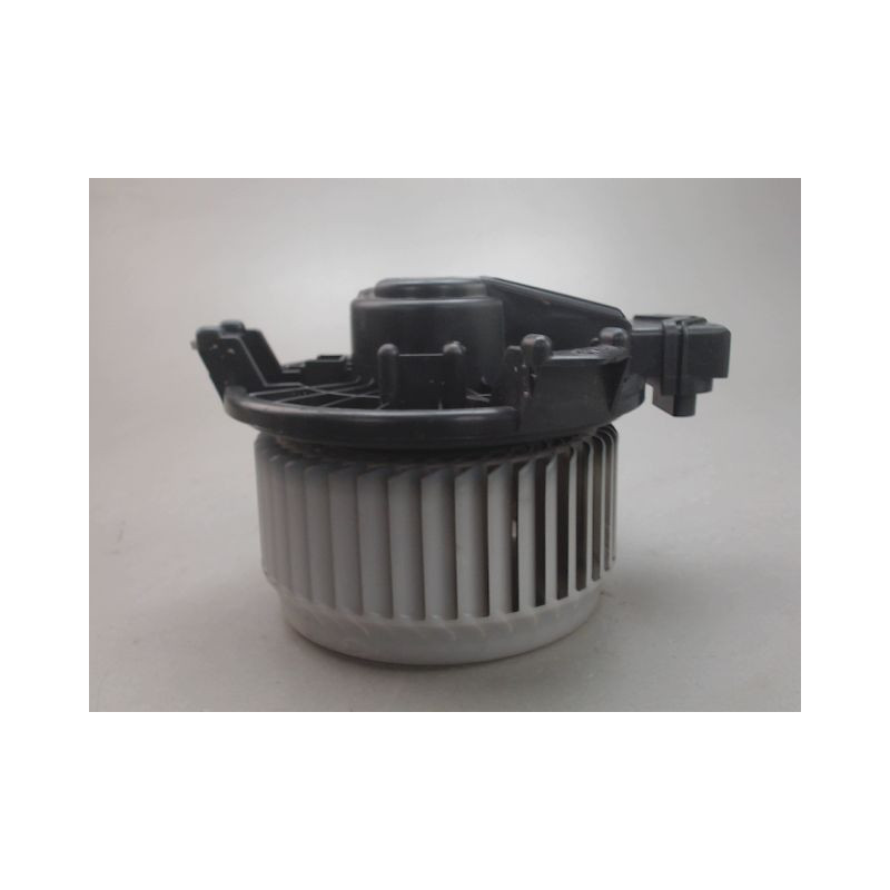 MOTEUR VENTILATEUR CHAUFFAGE SUZUKI SWIFT