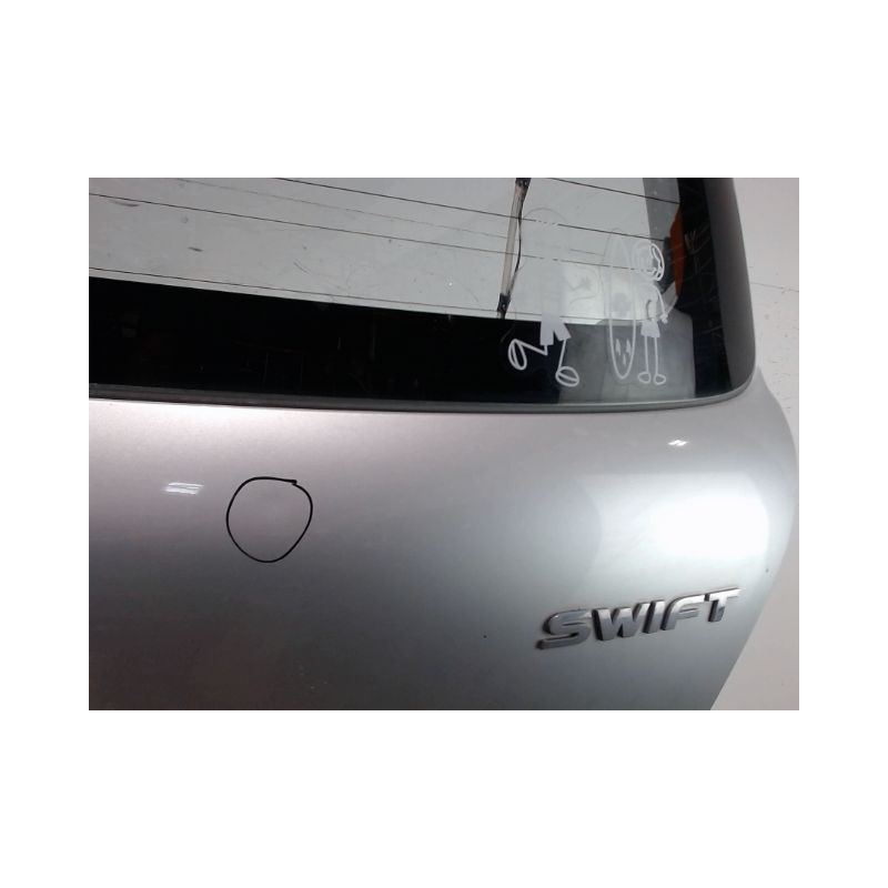 HAYON SUZUKI SWIFT