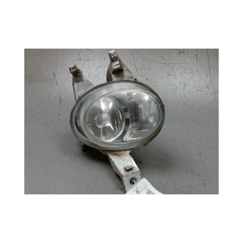 PHARE ANTIBROUILLARD AVANT DROIT PEUGEOT 206 3P