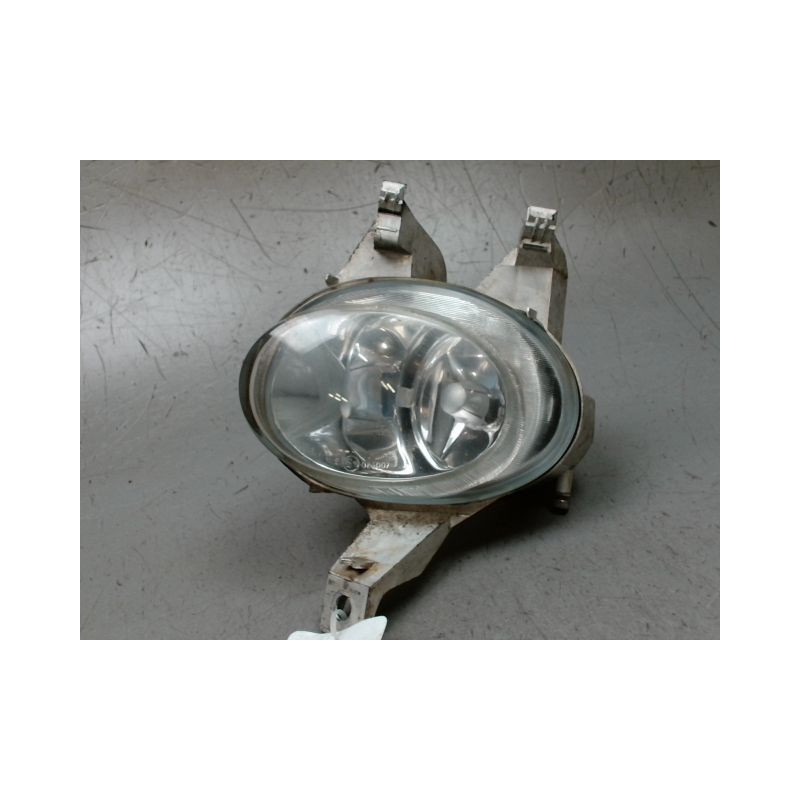 PHARE ANTIBROUILLARD AVANT GAUCHE PEUGEOT 206 3P