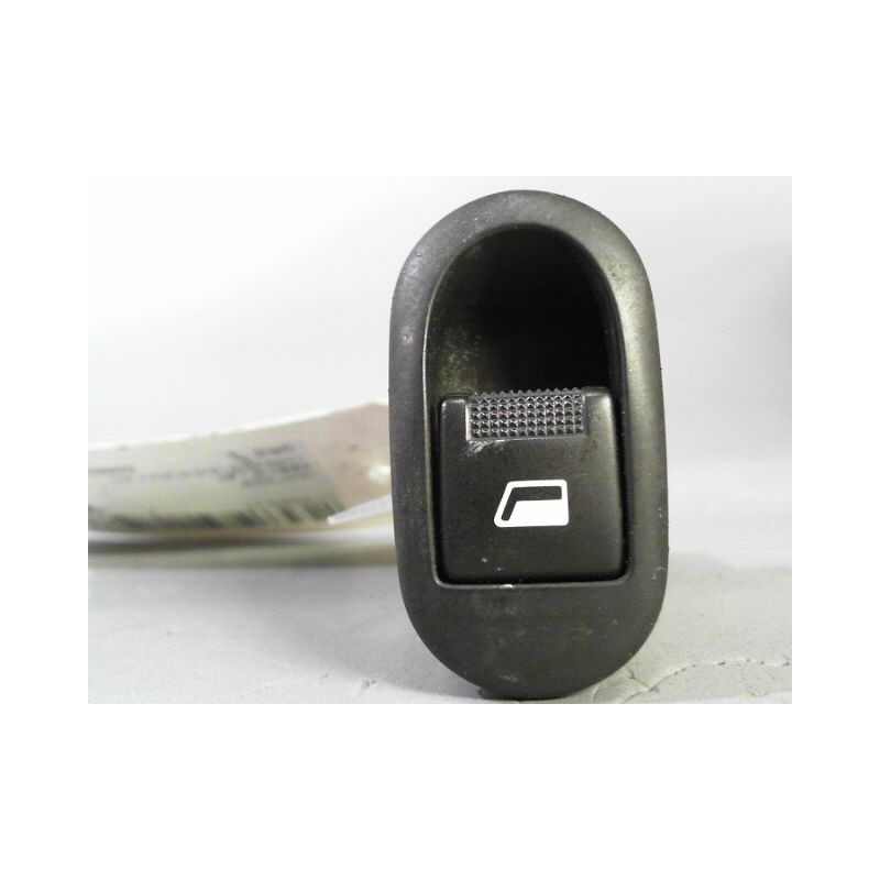 COMMANDE LEVE-GLACE PORTE AVD CITROEN C3