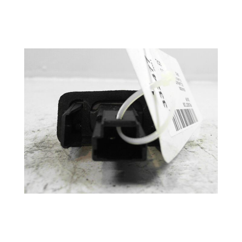 ECLAIREUR PLAQUE DE POLICE GAUCHE PEUGEOT 206 5P