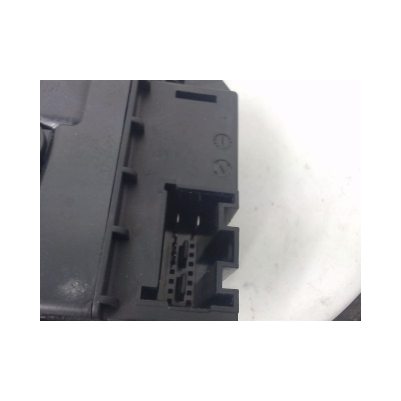 MECANISME+MOTEUR LEVE-GLACE ARRIERE DROIT VOLKSWAGEN POLO